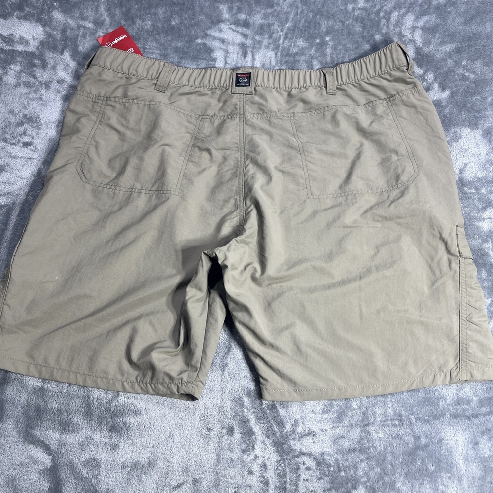 Wrangler Cargo Shorts Mens 44‎ All Terrain Peak Gear Performance Utility Fishing - Picture 9 of 9